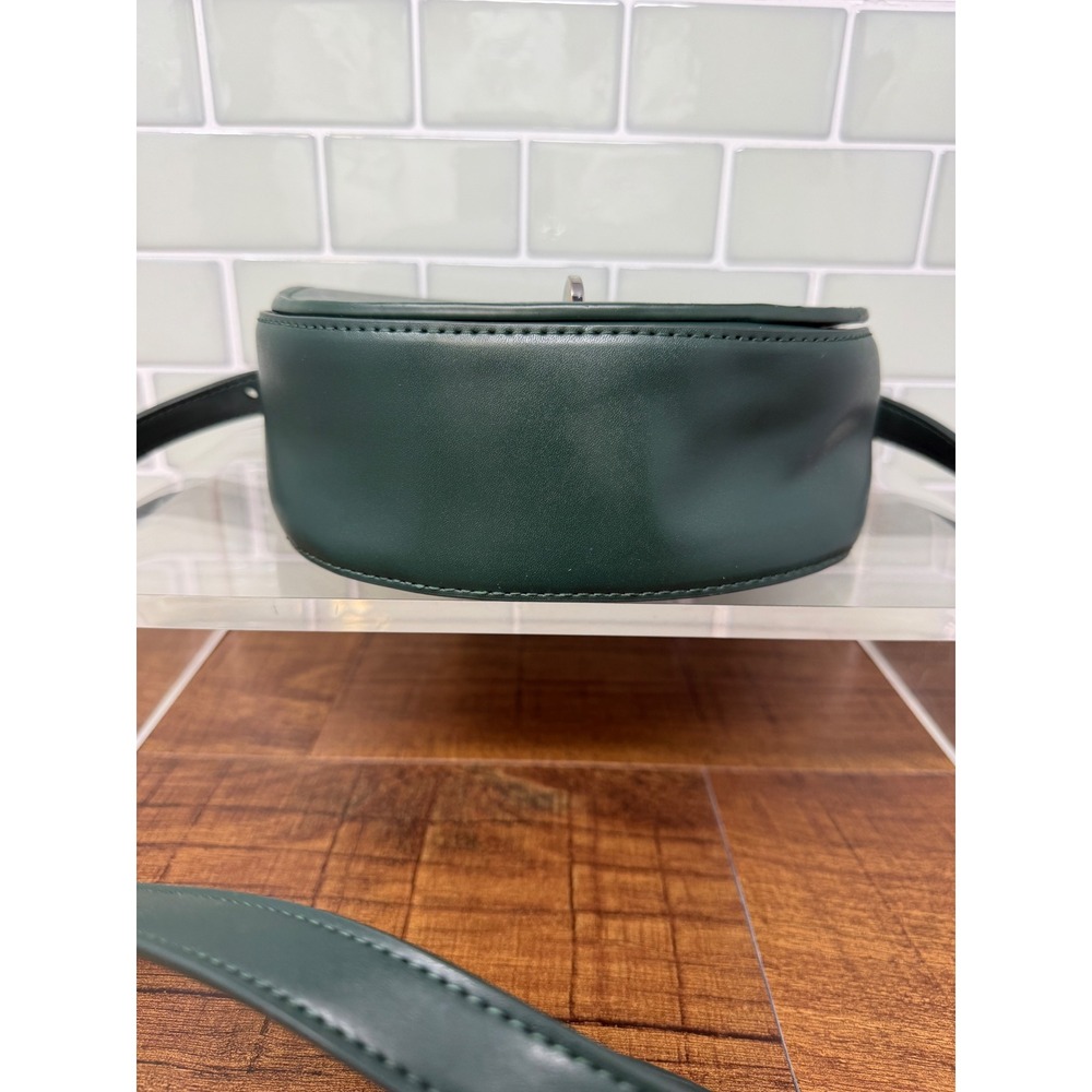 Urban Outfitters Forest Green Saddle Crossbody Bag Silver Turnlock Accent - Picture 11 of 16